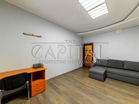 коммерческая по адресу Владимира Ивасюка просп. (Героїв Сталінграду), 4