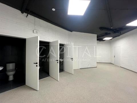 комерційна за адресою Київ, Берестейський просп. (Перемоги), 11 к2