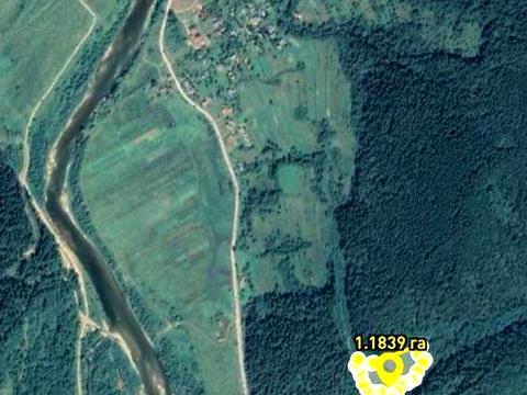 ділянка за адресою 