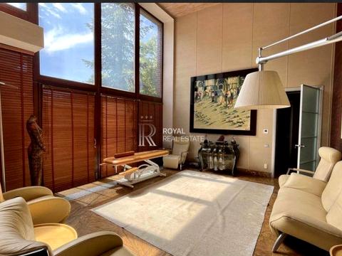 дом по адресу Тиханська