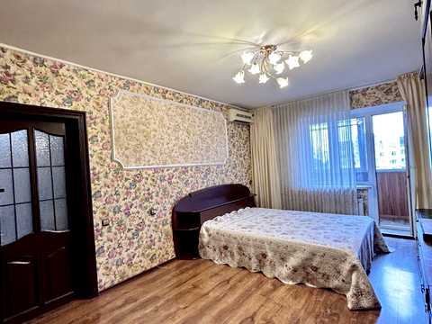 квартира по адресу Героев Днепра ул., 32