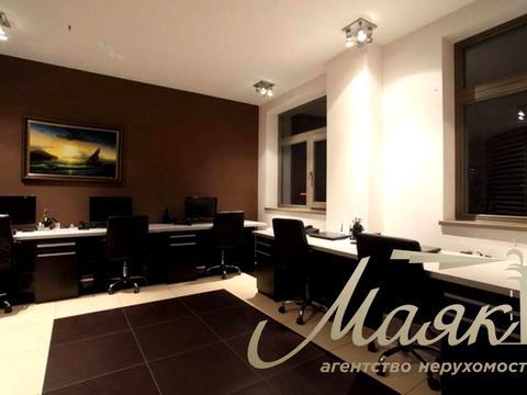 комерційна за адресою Велика Васильківська вул. (Червоноармійська), 72