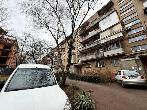 квартира за адресою Ярослава Геляса вул. (Миколи Добролюбова), 12