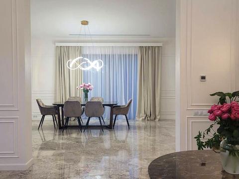 будинок за адресою Набережна вул.