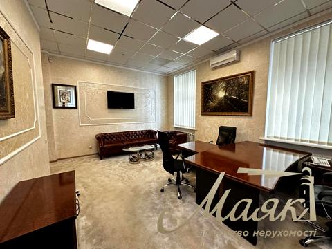 коммерческая по адресу Панаса Мирного ул., 1