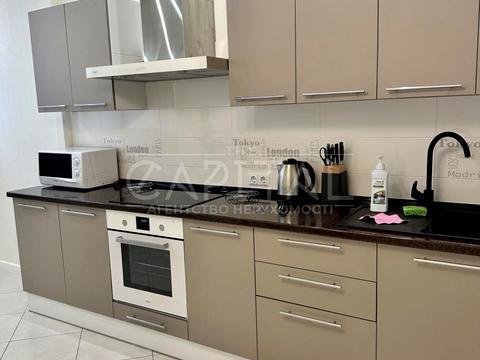 квартира по адресу Анны Ахматовой ул., 30