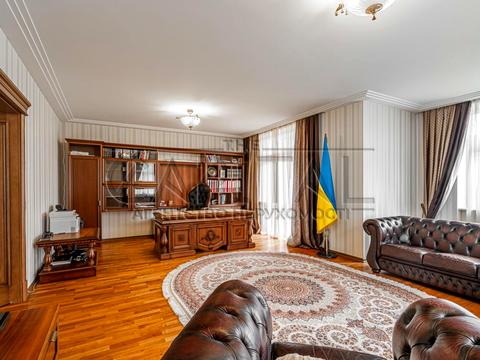 будинок за адресою Печерська вул.