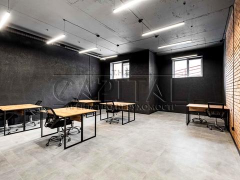 комерційна за адресою с. Софіївська борщагівка, Свободи вул., 26/20