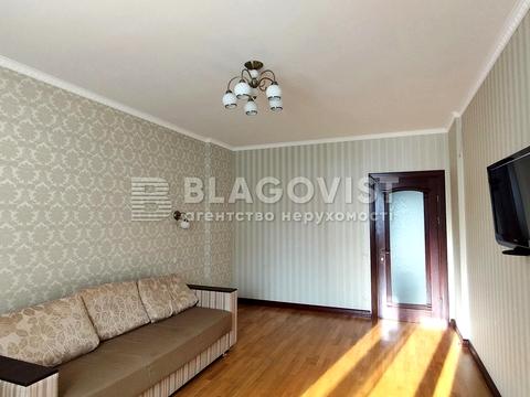 квартира за адресою Михайла Максимовича вул. (Онуфрія Трутенка), (Будинок 4)