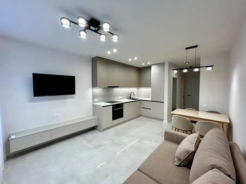 квартира по адресу Салютная ул., (Будинок 02301-02303)