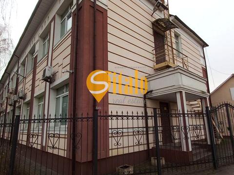 коммерческая по адресу Лыбедская ул., 1А