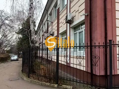 коммерческая по адресу Лыбедская ул., 1А