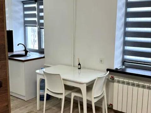 квартира за адресою Кирилівська вул. (Фрунзе), 115/1