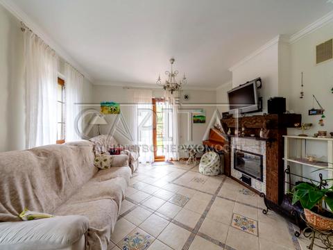 дом по адресу Озерна