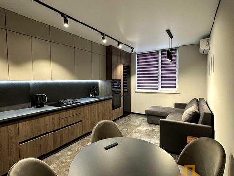 квартира за адресою Анатолія Тегзи вул. (Возз'єднання), 25