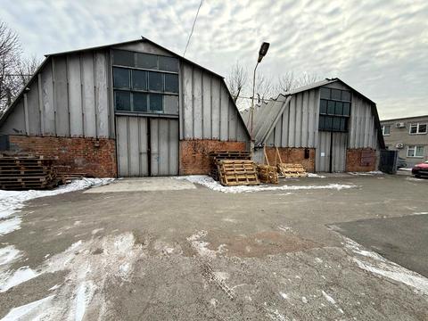 комерційна за адресою Чорних Запорожців вул. (Бориса Кротова), 38