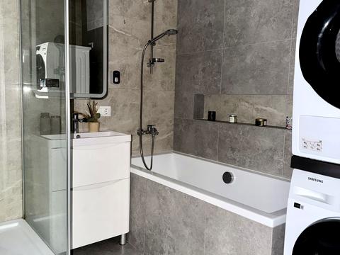 квартира за адресою Київ, Володимира Беца вул. (Толстого), 47