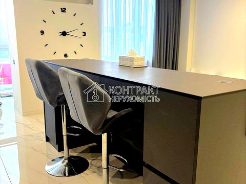 квартира по адресу Гвардейцев-Широнинцев ул., (Будинок 8)