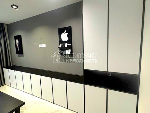 квартира по адресу Гвардейцев-Широнинцев ул., (Будинок 8)