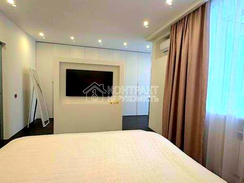 квартира по адресу Гвардейцев-Широнинцев ул., (Будинок 8)