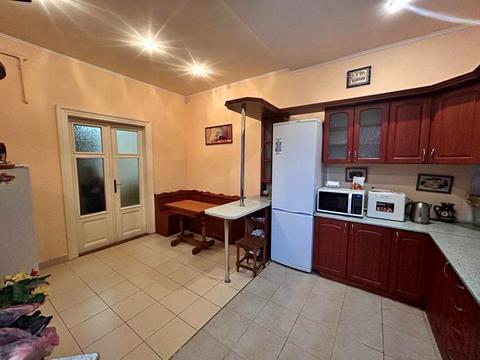 квартира за адресою Союзу Українок вул. (), 5