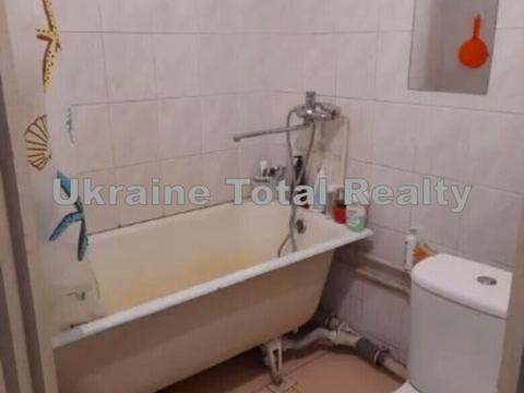 квартира за адресою Академіка Булаховського вул., 28-Б