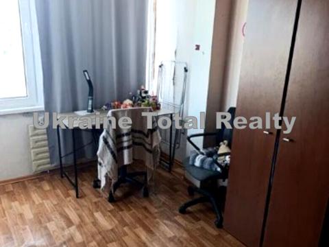 квартира за адресою Академіка Булаховського вул., 28-Б