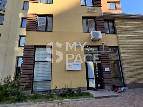 комерційна за адресою Юлії Здановської вул. (Ломоносова), 73-Д