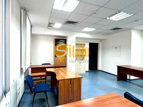 комерційна за адресою Київ, Миколи Міхновського бульв. (Дружби народів), 38