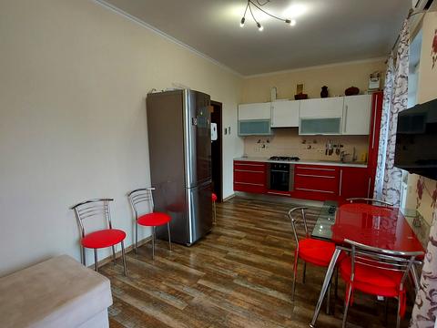 квартира за адресою Замковецька вул., 106