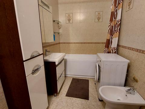 квартира за адресою Замковецька вул., 106