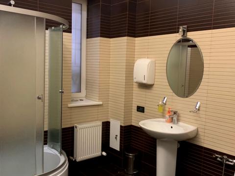 комерційна за адресою Італійська вул. (Пушкінська), 17