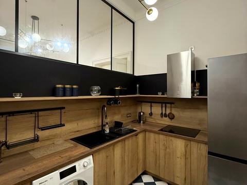 квартира за адресою Театральна вул., 3