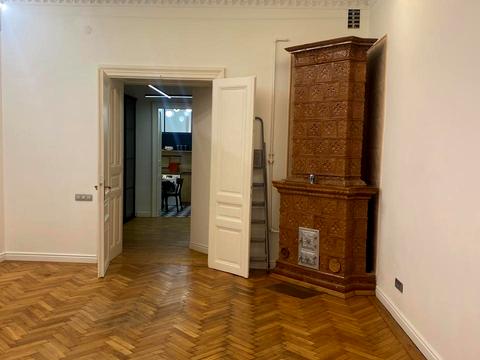 квартира за адресою Театральна вул., 3