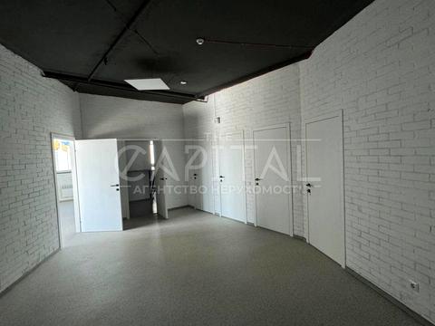 комерційна за адресою Київ, Берестейський просп. (Перемоги), 1