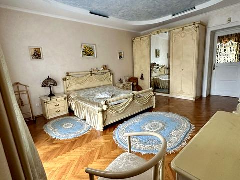 будинок за адресою Генерала Дмитра Грицая вул. (), 6