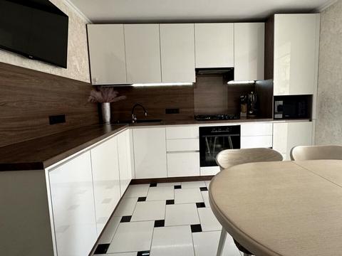 квартира за адресою Вінниця, Героїв Крут вул. (Червоних Курсантів), 4а