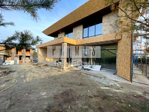 дом по адресу Центральна