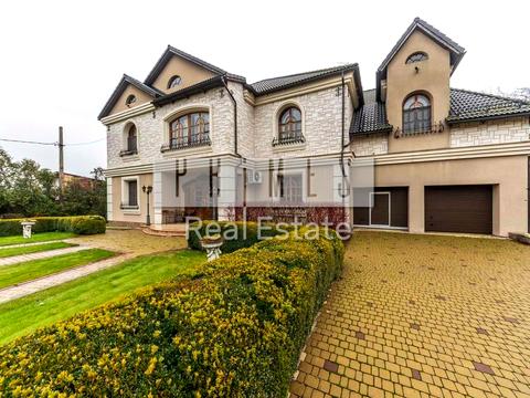 будинок за адресою Залужна вул.