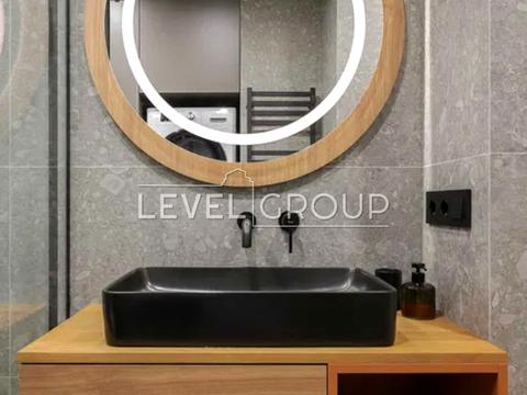 квартира за адресою Салютна вул., (Будинок 02301-02303)