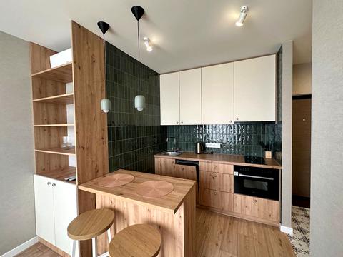 квартира за адресою Салютна вул., (Будинок 02301-02303)