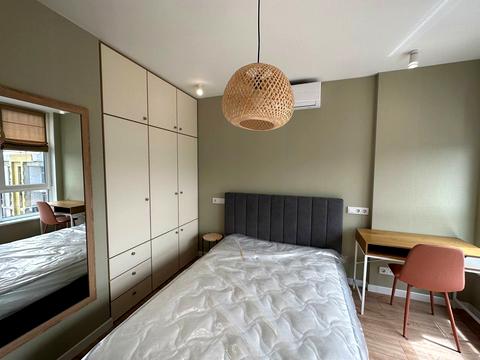 квартира за адресою Салютна вул., (Будинок 02301-02303)