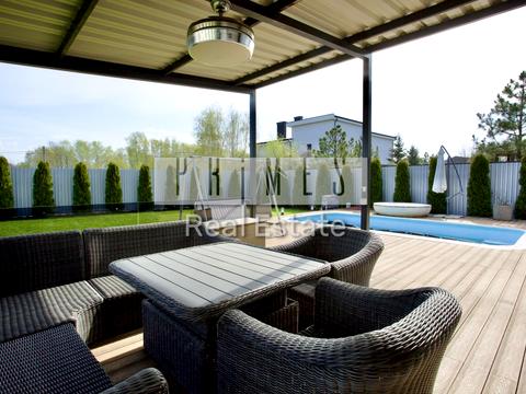 будинок за адресою Лугова вул.