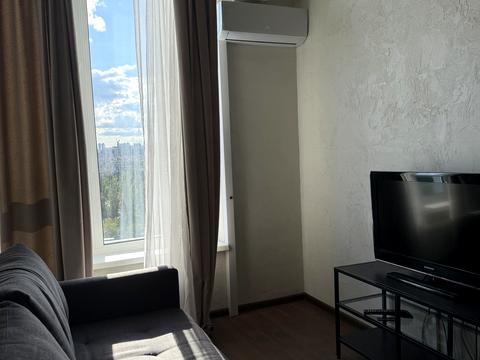 квартира за адресою Соборності просп. (Возз'єднання), 17 к2