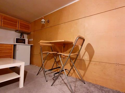 квартира за адресою Євгена Коновальця пров. (Урицького), 4