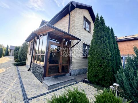 будинок за адресою смт. Бабаї, Космічна вул.