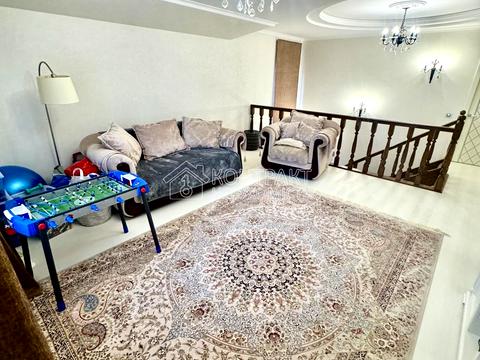 будинок за адресою смт. Бабаї, Космічна вул.