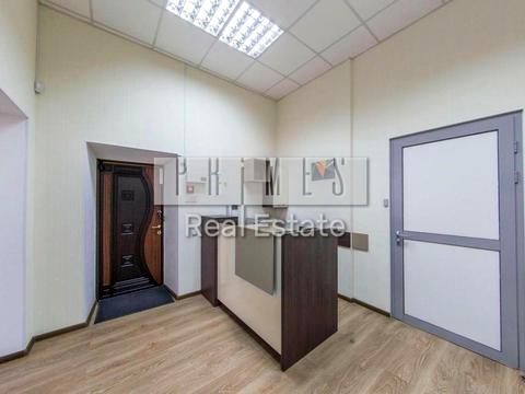 комерційна за адресою Богдана Хмельницького вул., 33/34