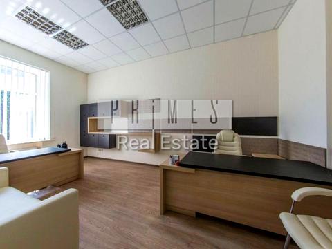 комерційна за адресою Богдана Хмельницького вул., 33/34