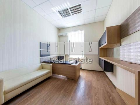 комерційна за адресою Богдана Хмельницького вул., 33/34